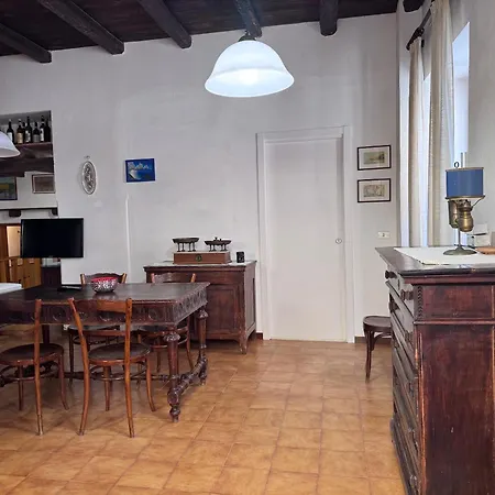 Sirolo, Monolocale In Centro Storico *