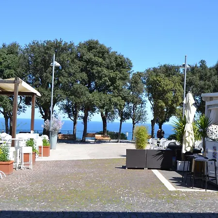 Sirolo, Monolocale In Centro Storico